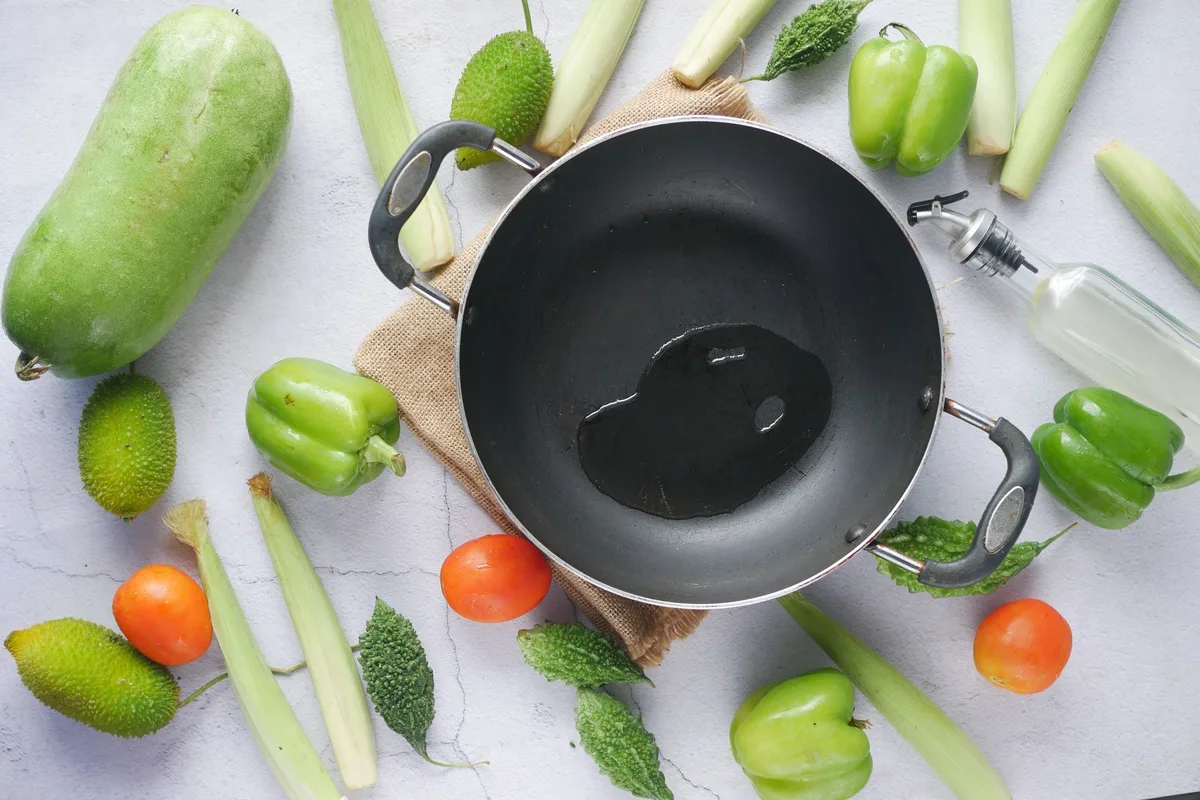 wok seasoning layers polymerized