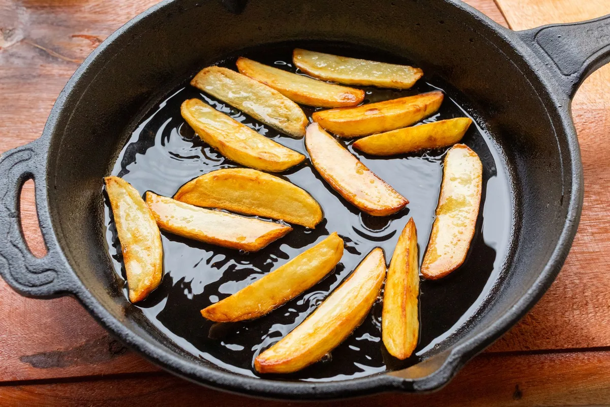 cast iron skillet