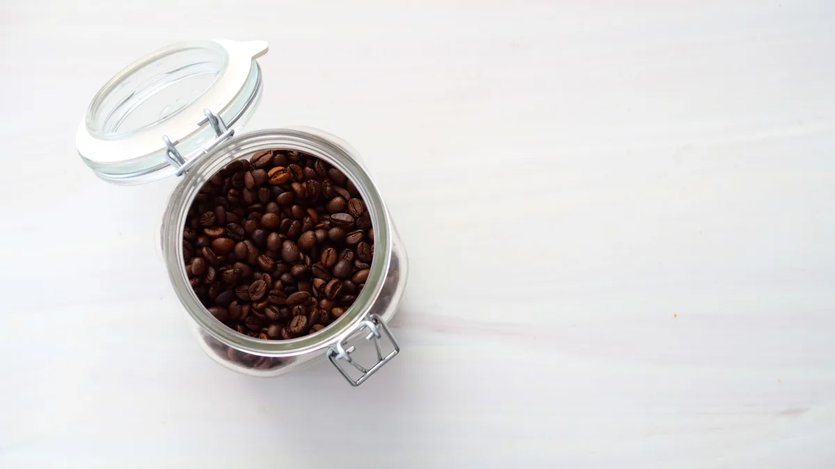 how do you keep coffee fresh