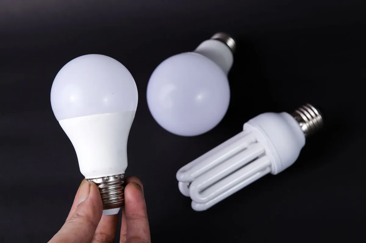 microwave light bulb type identification
