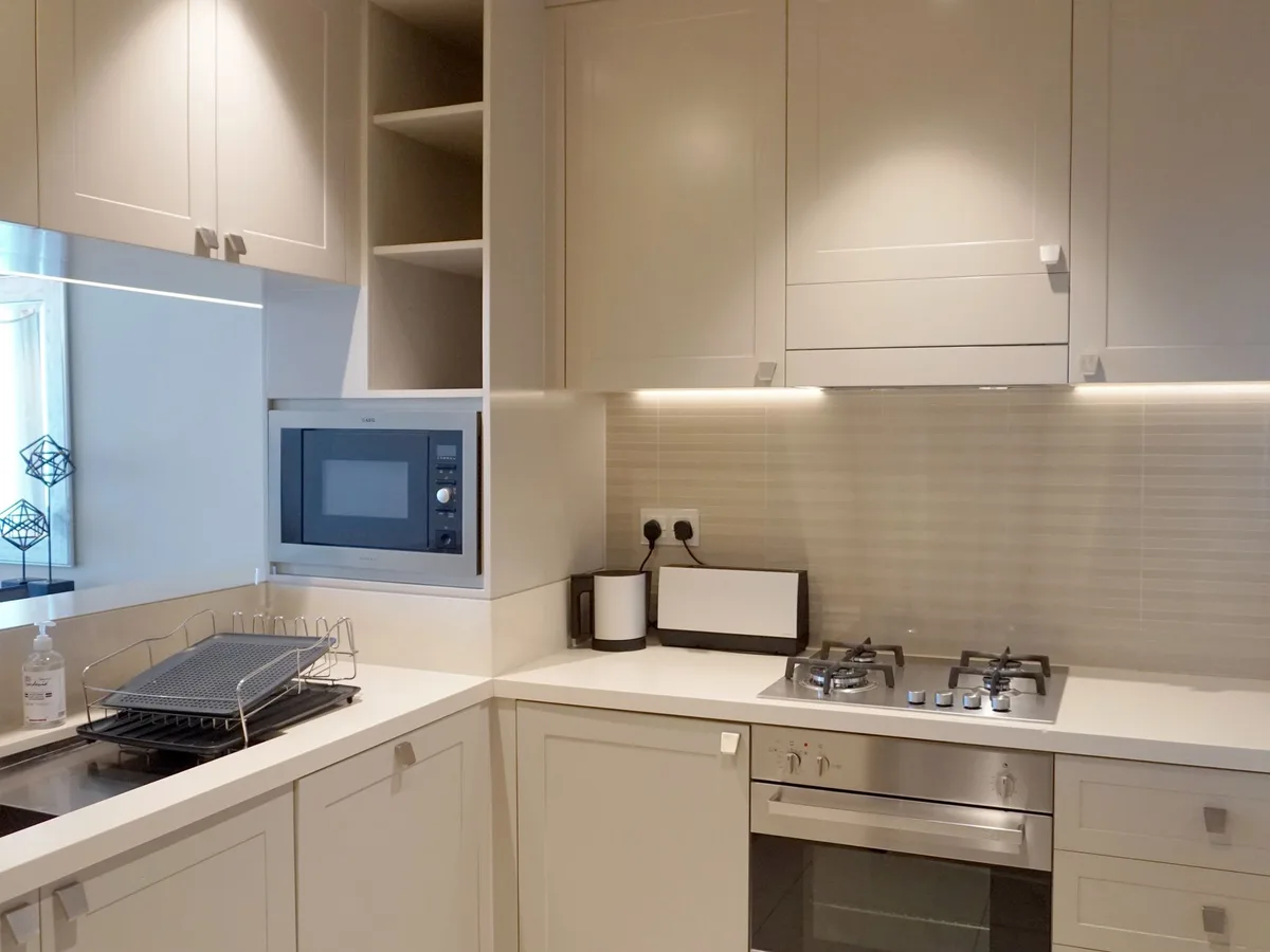 small microwave wattage